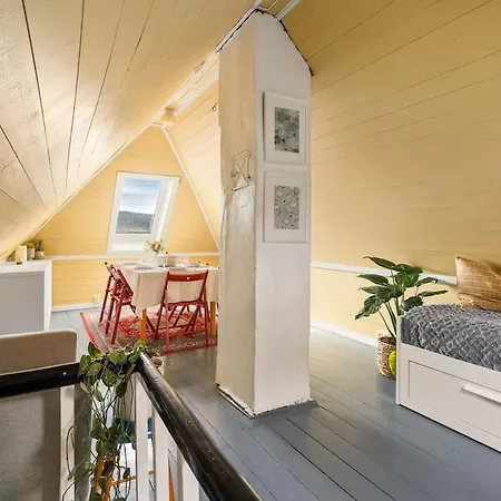 Dinbnb Homes L 100 Meters From Floybanen L A Rare Experience Bergen