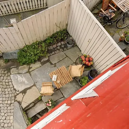 Dinbnb Homes L 100 Meters From Floybanen L A Rare Experience